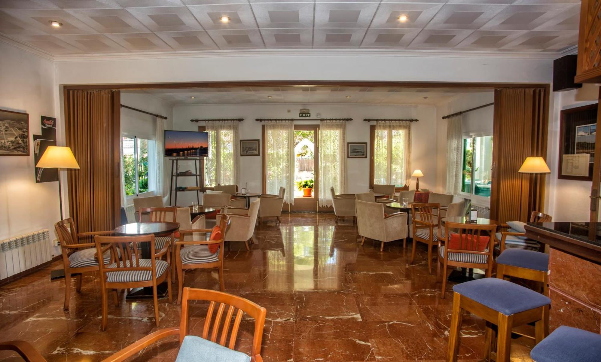 Hotel Martorell By Mhr Colonia de Sant Jordi Exteriör bild