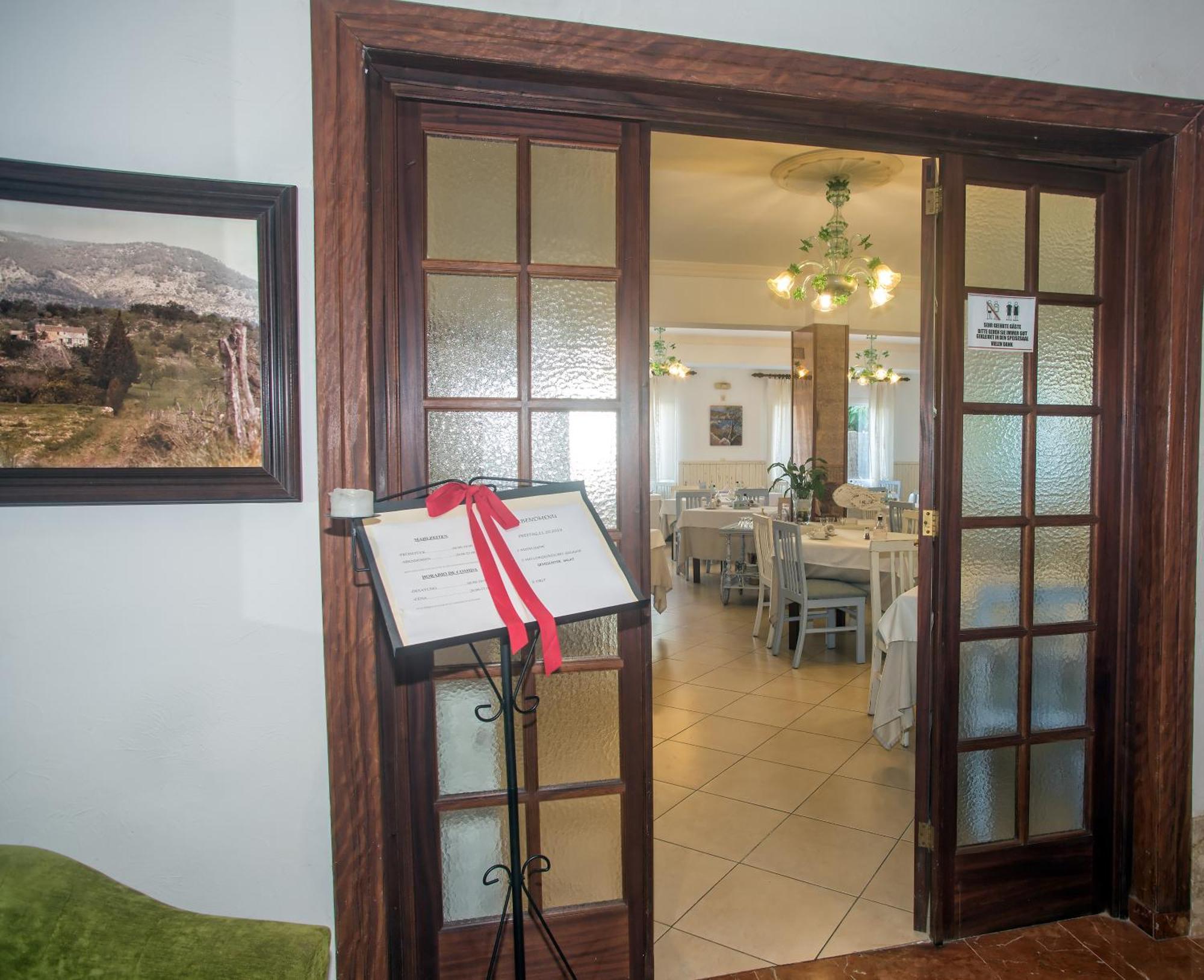 Hotel Martorell By Mhr Colonia de Sant Jordi Exteriör bild