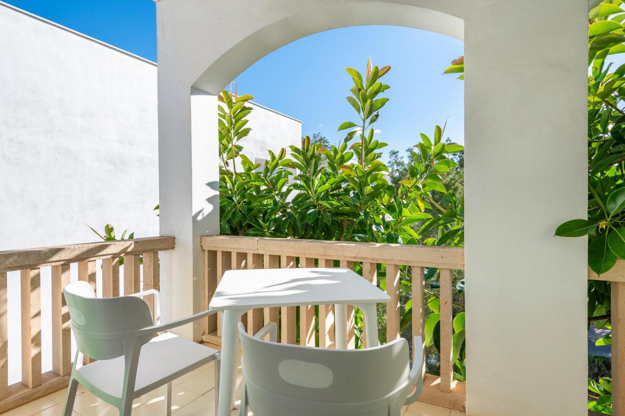 Hotel Martorell By Mhr Colonia de Sant Jordi Exteriör bild